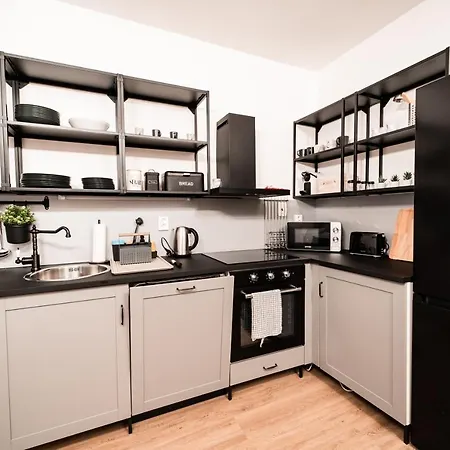 Na Skale Close To Center & Lift スピンドレルフ・ムリン