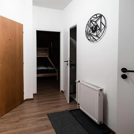 Na Skale Close To Center & Lift *