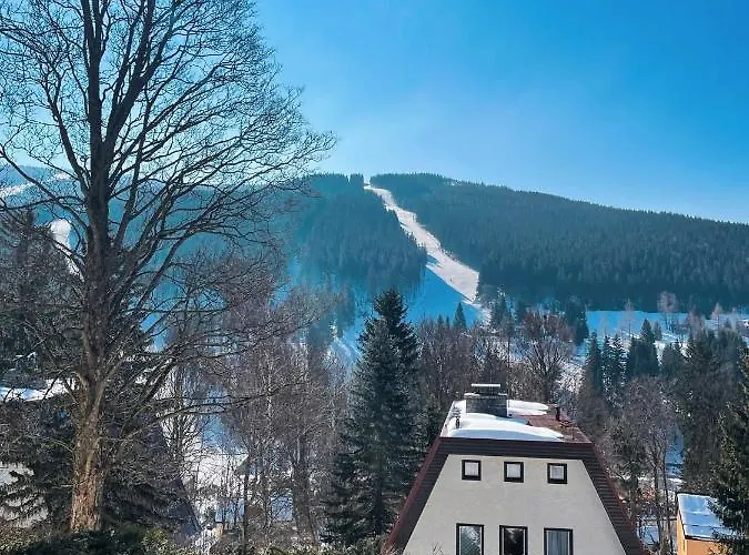 Na Skale Close To Center & Lift *