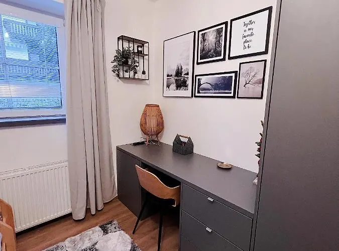 Na Skale Close To Center & Lift Lejlighed